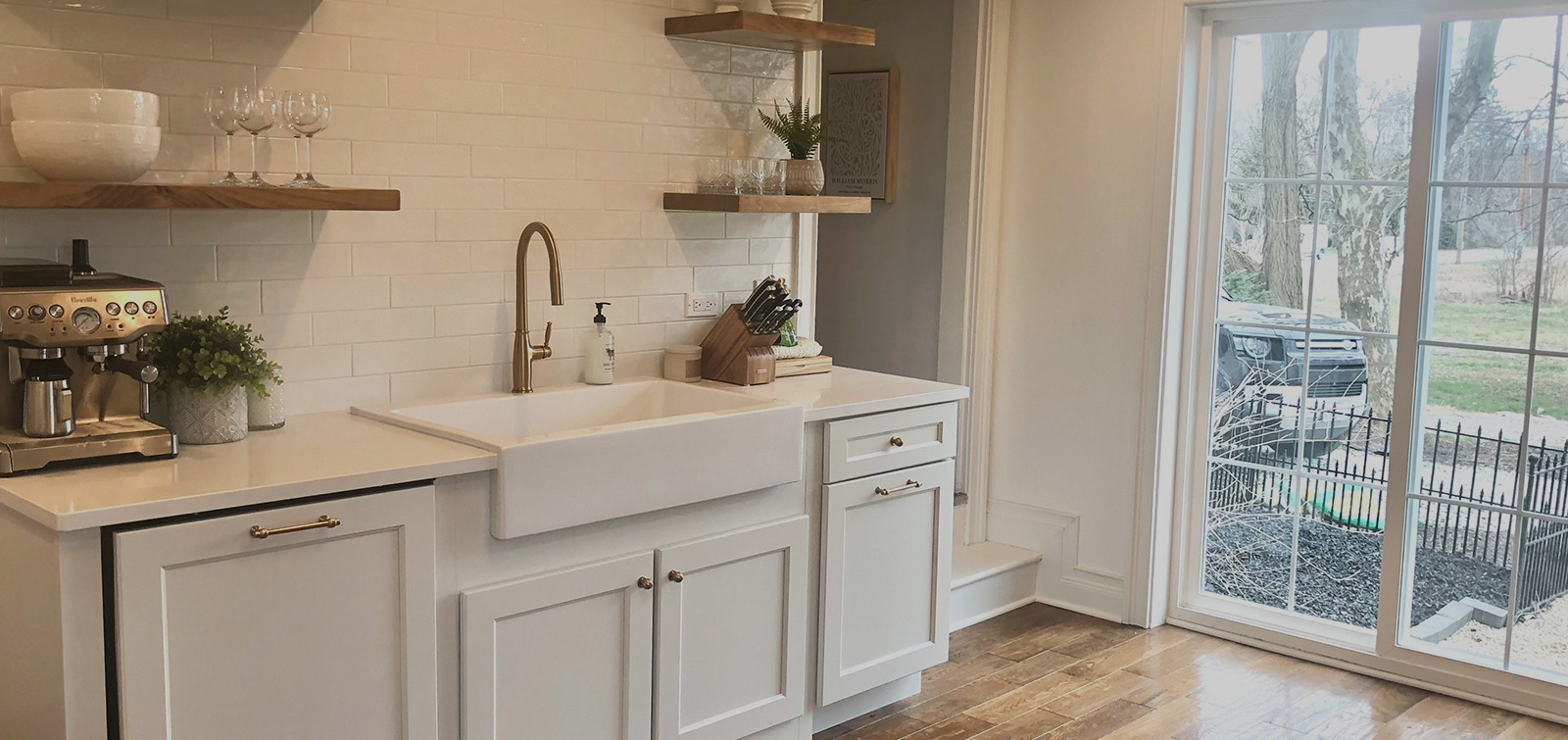 <span class="h5 t-color1">We Work Side by Side with You to</span><br> Deliver the Results you Expect and More